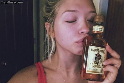 Gesichter des Alkohols